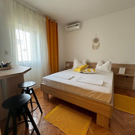 Hotel The Manzoni Family 4 Punat Exterior foto
