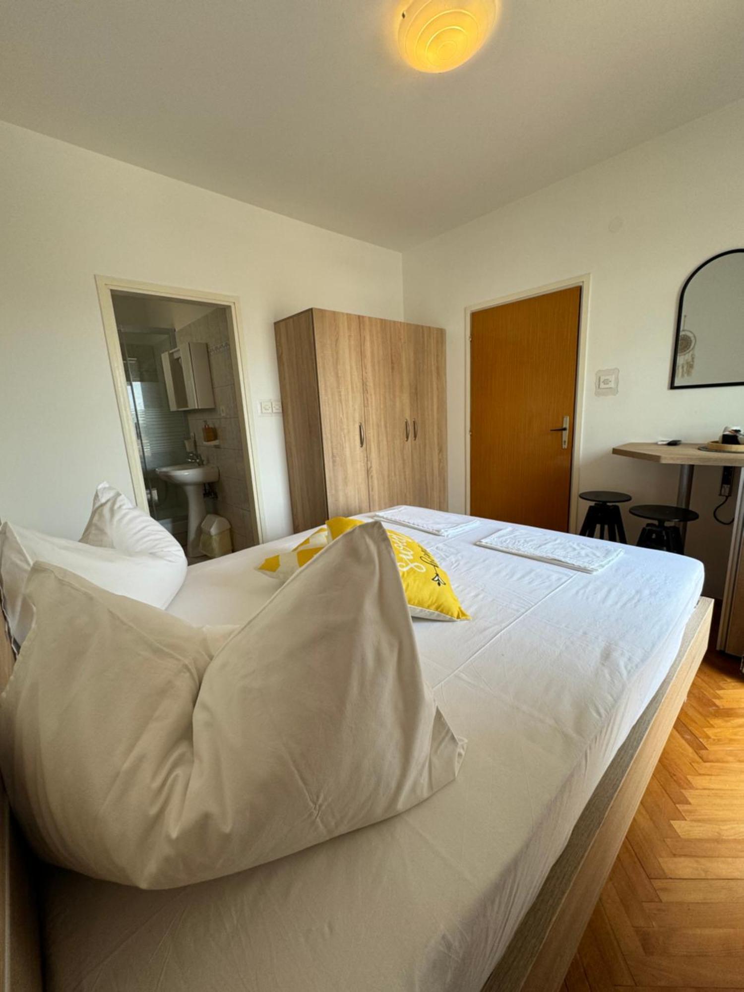 Hotel The Manzoni Family 4 Punat Exterior foto